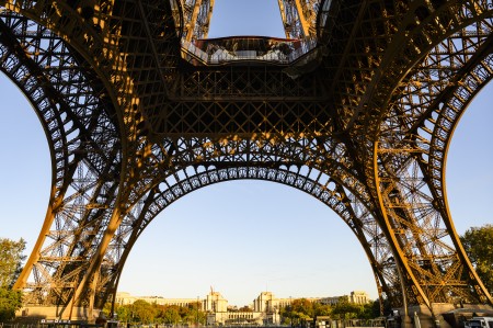 Tour Eiffel Parvis