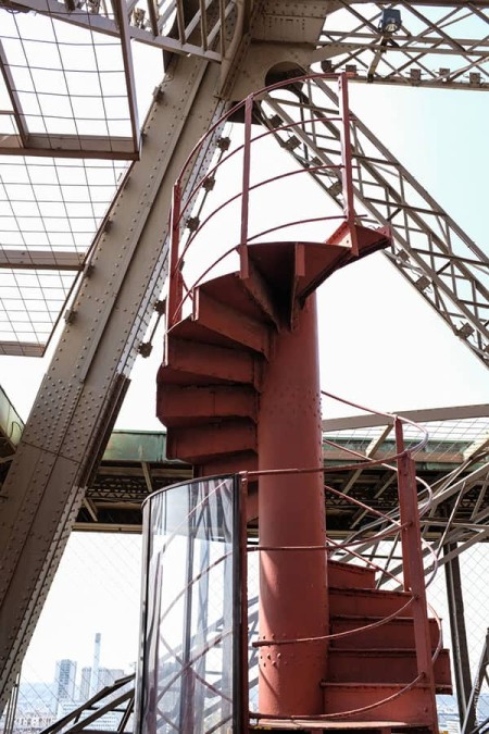 Sección de la escalera histórica